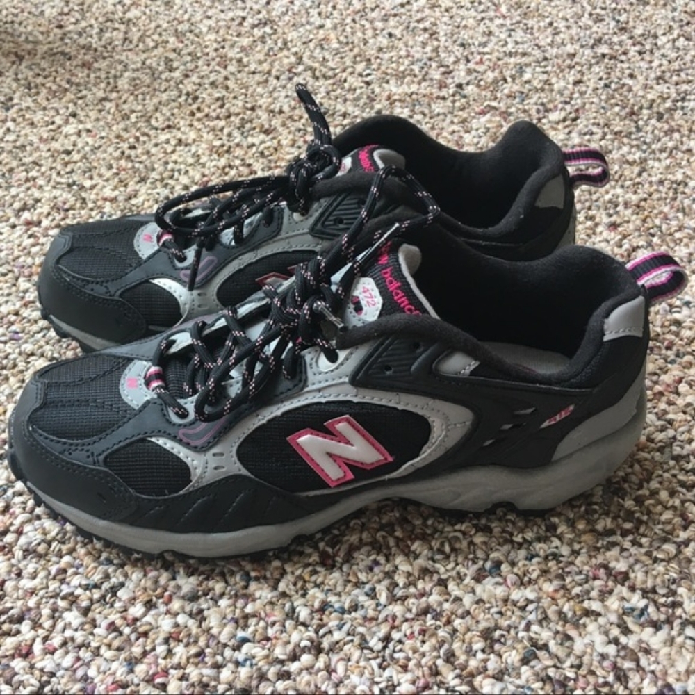 NEW!  New Balance 472 Trail Sneakers Running Shoe